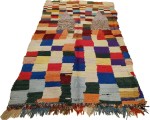 00861-Rug with polychrome squares and heart-shaped motifs-det1