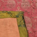06904 - Mughal Silk Brocade with Paisleys - 70 x 77 cm - 2