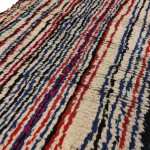 04082-Azilal rug with vertical brushstrokes-det2